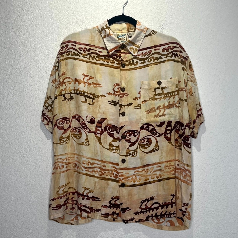 TravelSmith Hawaiian Shirt Mens Medium Tan Tribal‎ Rayon Button Up Aloha Beach